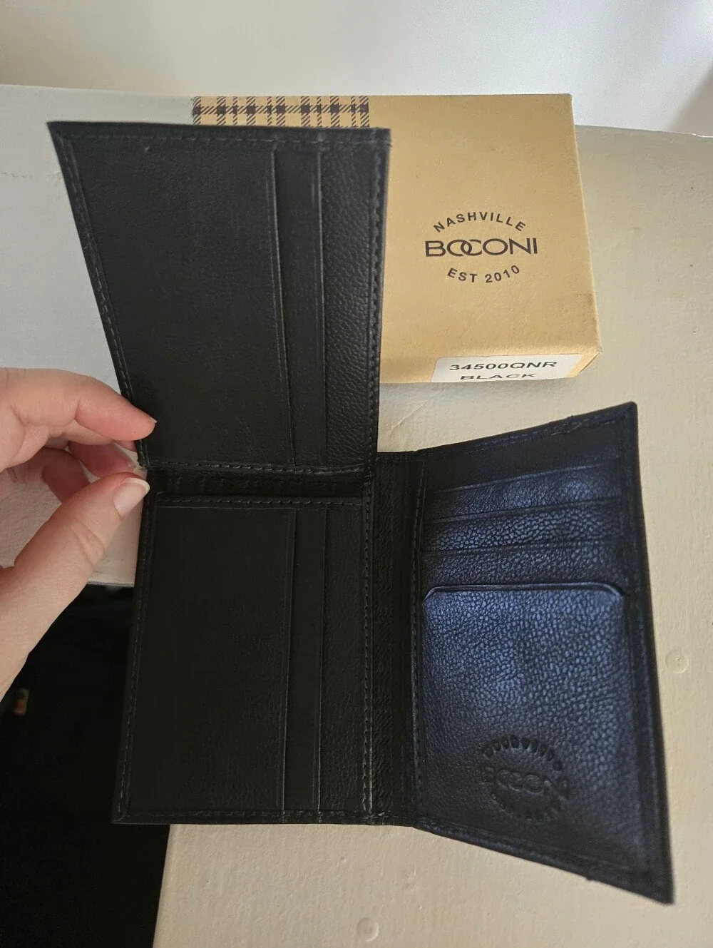 Boconi compact pebbled
